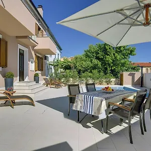  Ferienhaus Miceli